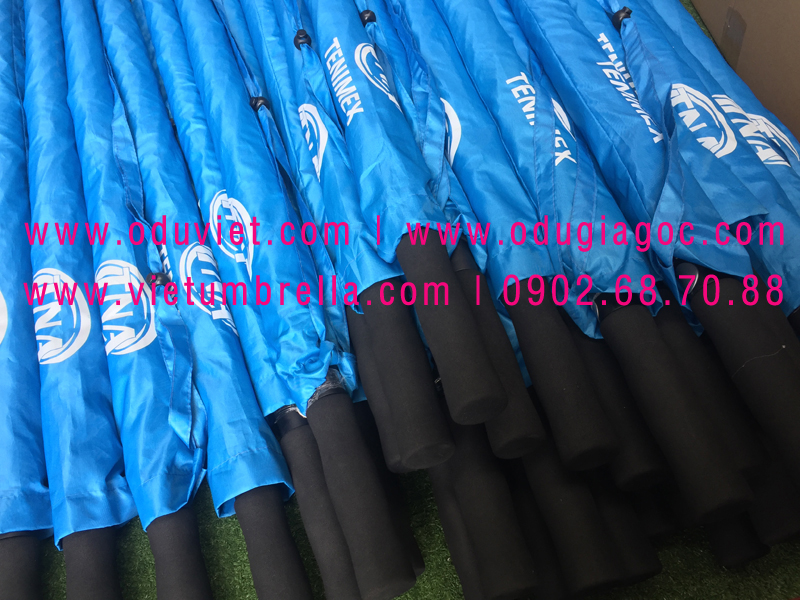 xưởng sản xuất ô dù cầm tay in logo quảng cáo
